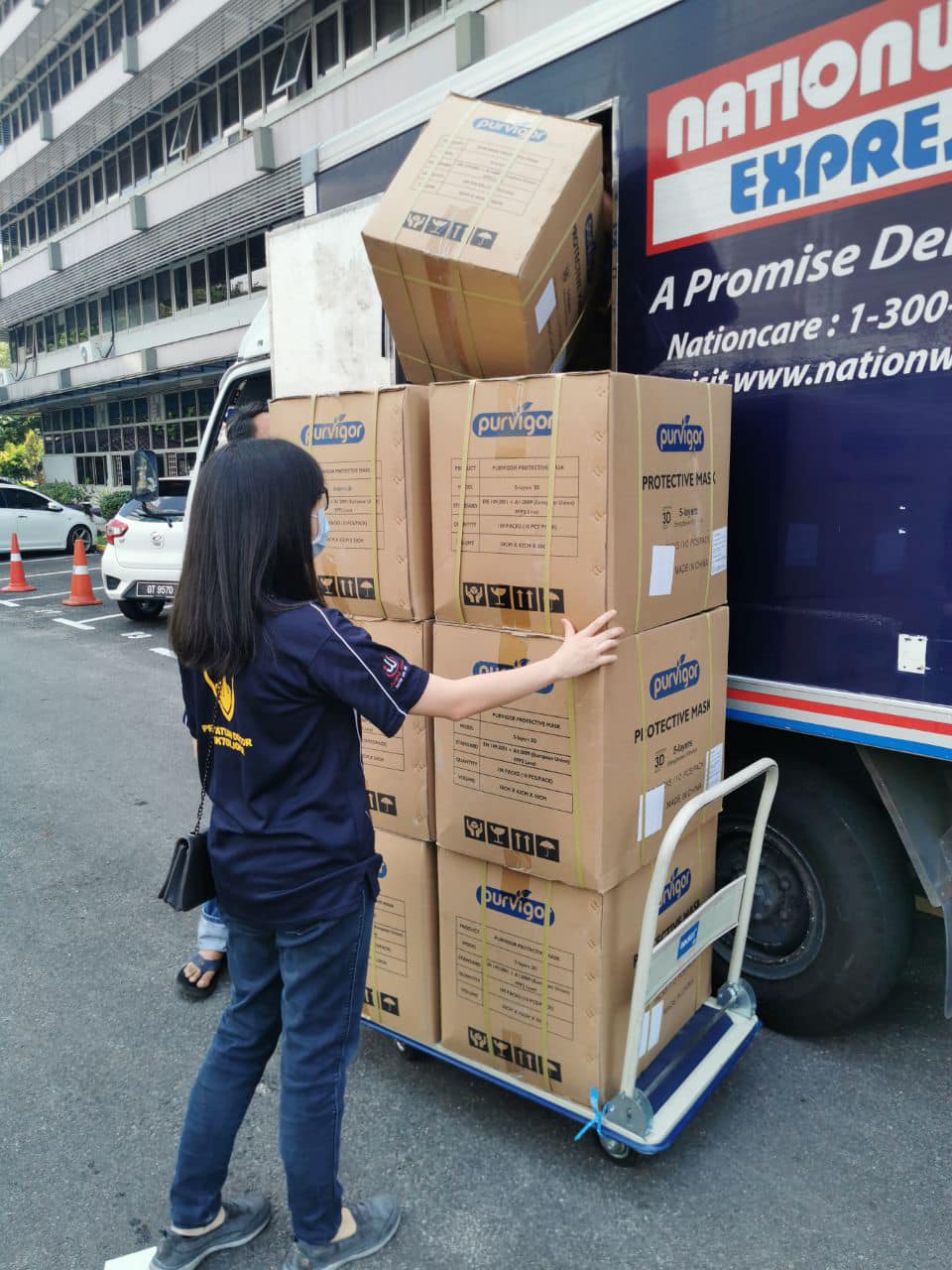 20000 pieces of KN95 masks